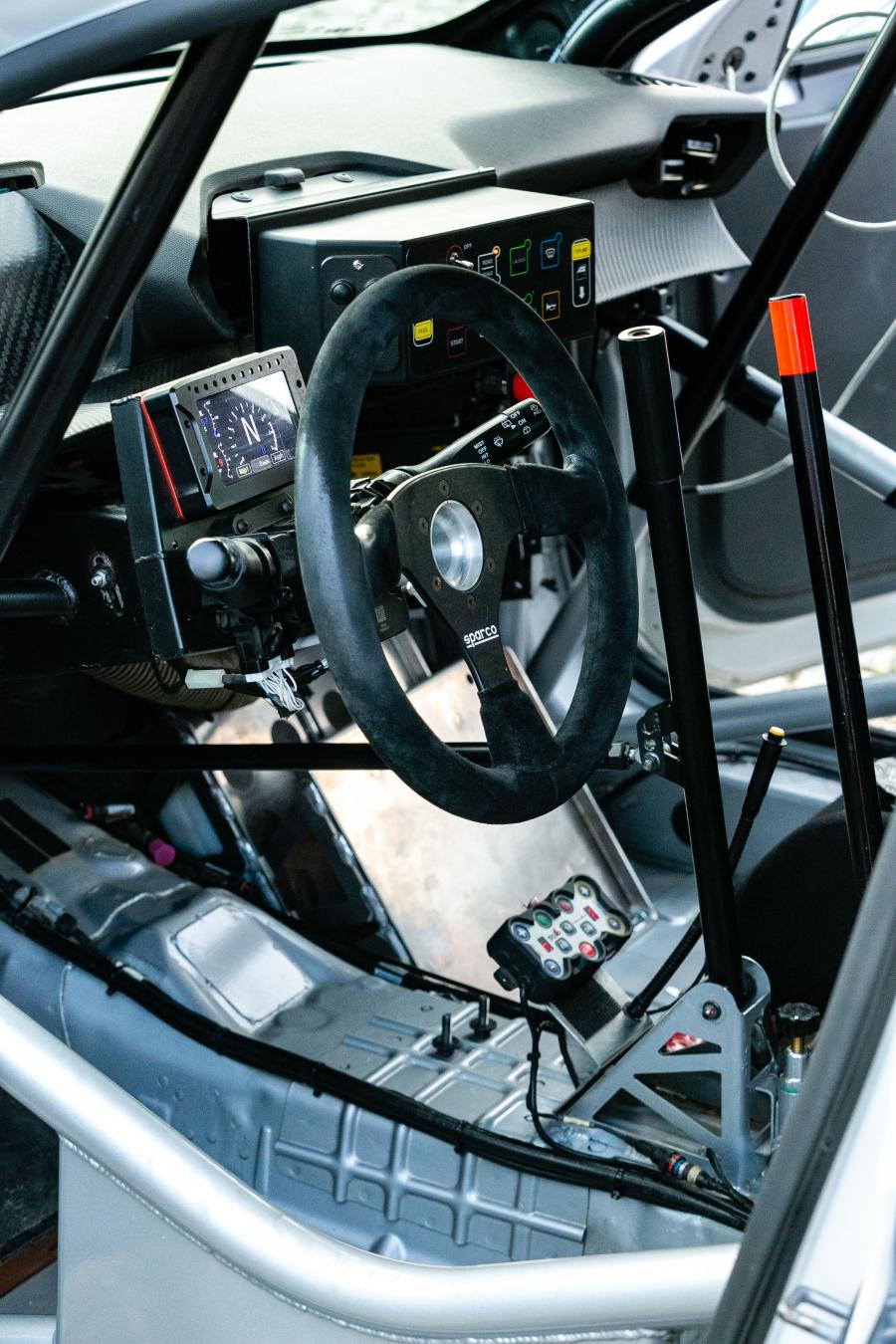Интерьер Peugeot 208 Rally 4 2020 года  (фото 24 из 25)